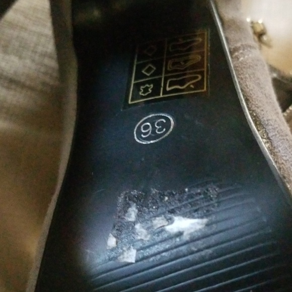 Booties - Picture 4 of 8